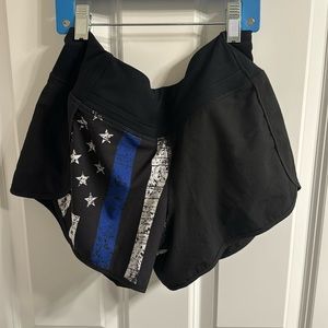 Born primitive small lined shorts